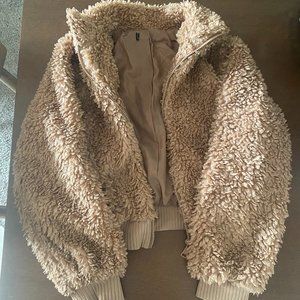 NOMAD Cropped Teddy/Sherpa Jacket